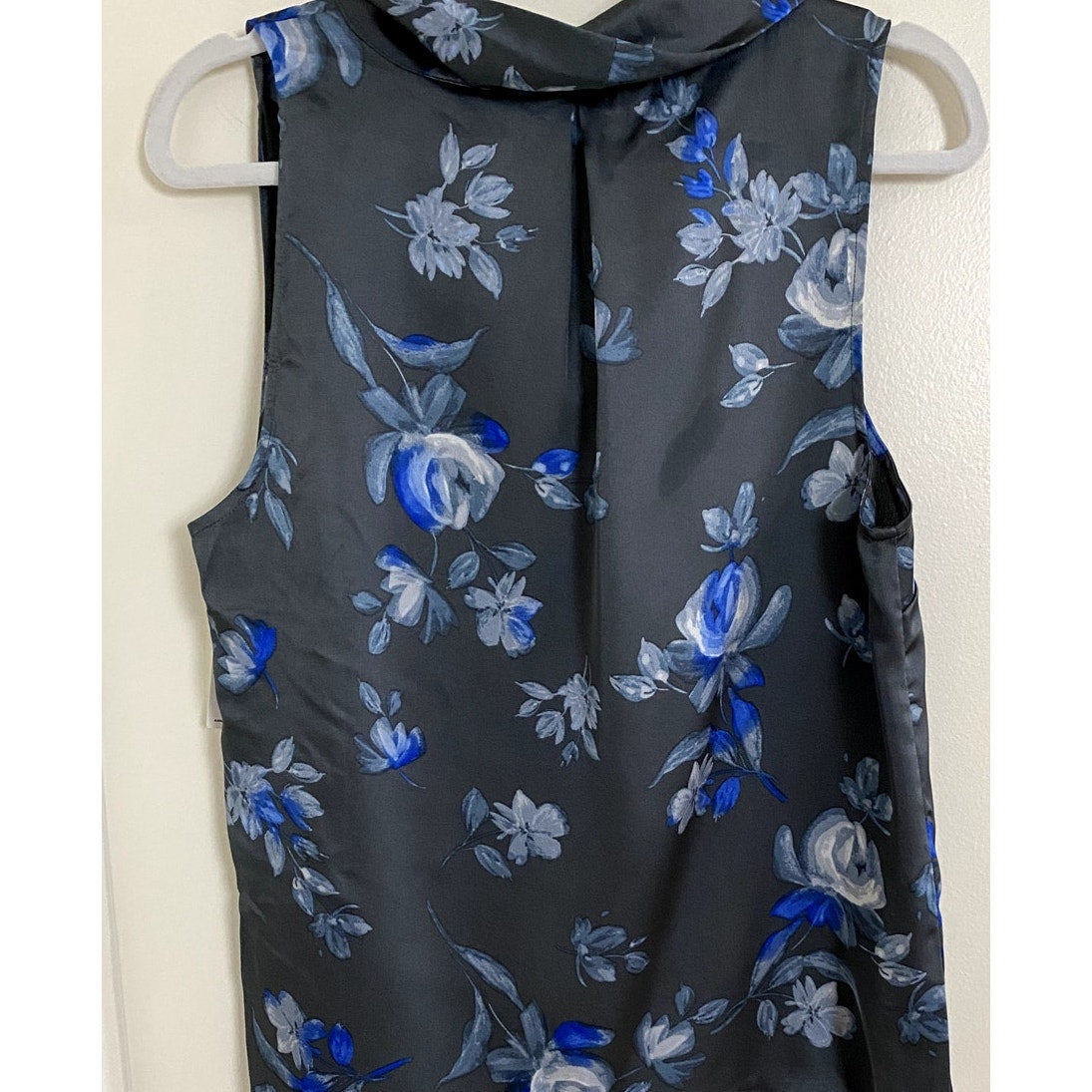 Vince Camuto Sapphire Blue Floral Cowl Neck Sleeveless Blouse- Size XL (NWT)