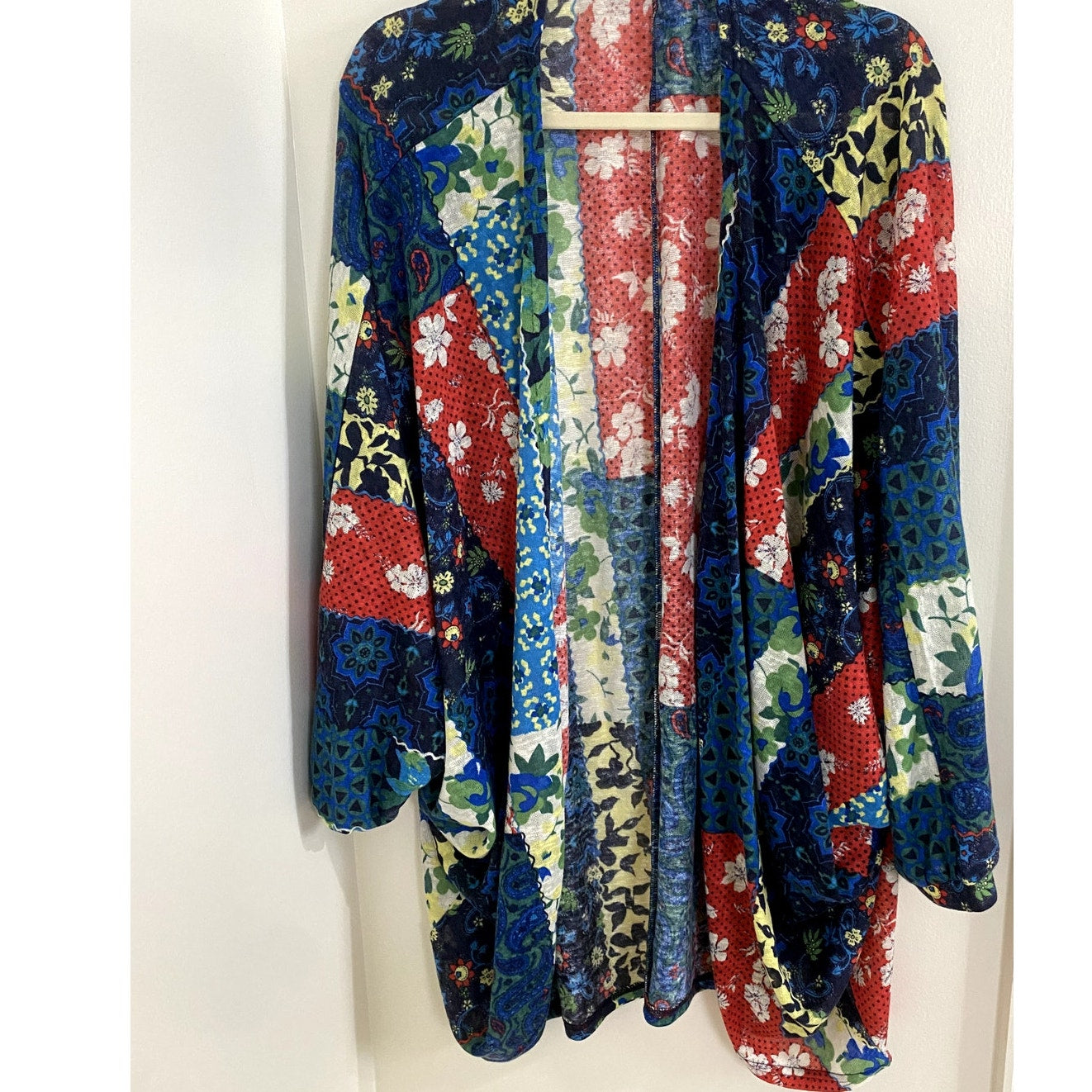 G.I.L.I. Blue Multiprint Patchwork Kimono - Size M/L (NWOT)