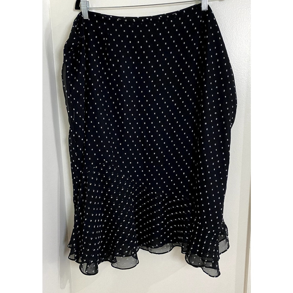 Avenue 2 Piece Black/White Skirt Set - Sz. 22/24 (EUC)