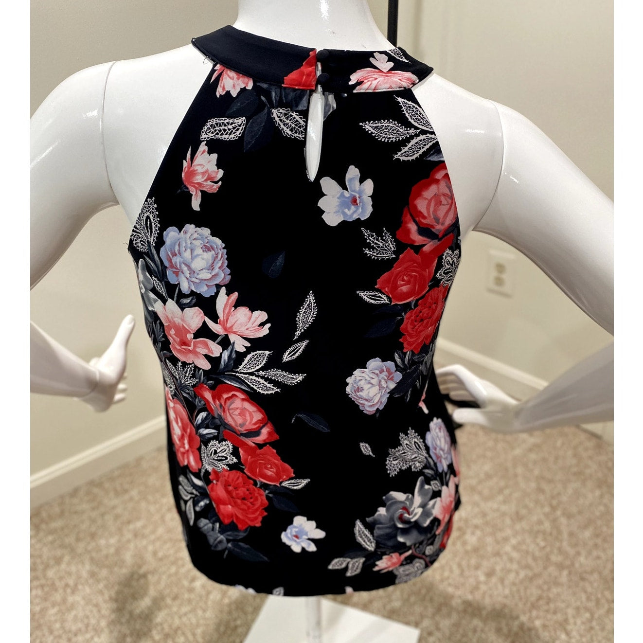 Inc. International Concepts Sleeveless Black Floral Blouse - Size XL (EUC)