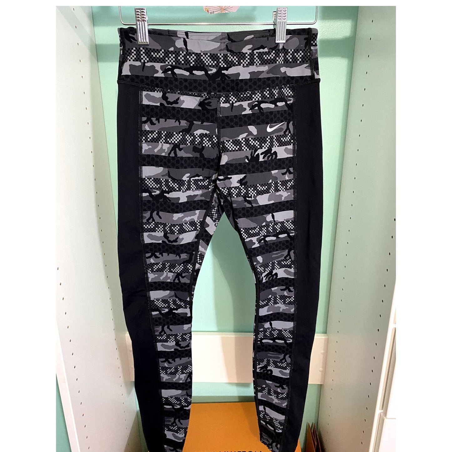 NIKE Running Dri Fit Leggings - Size Small