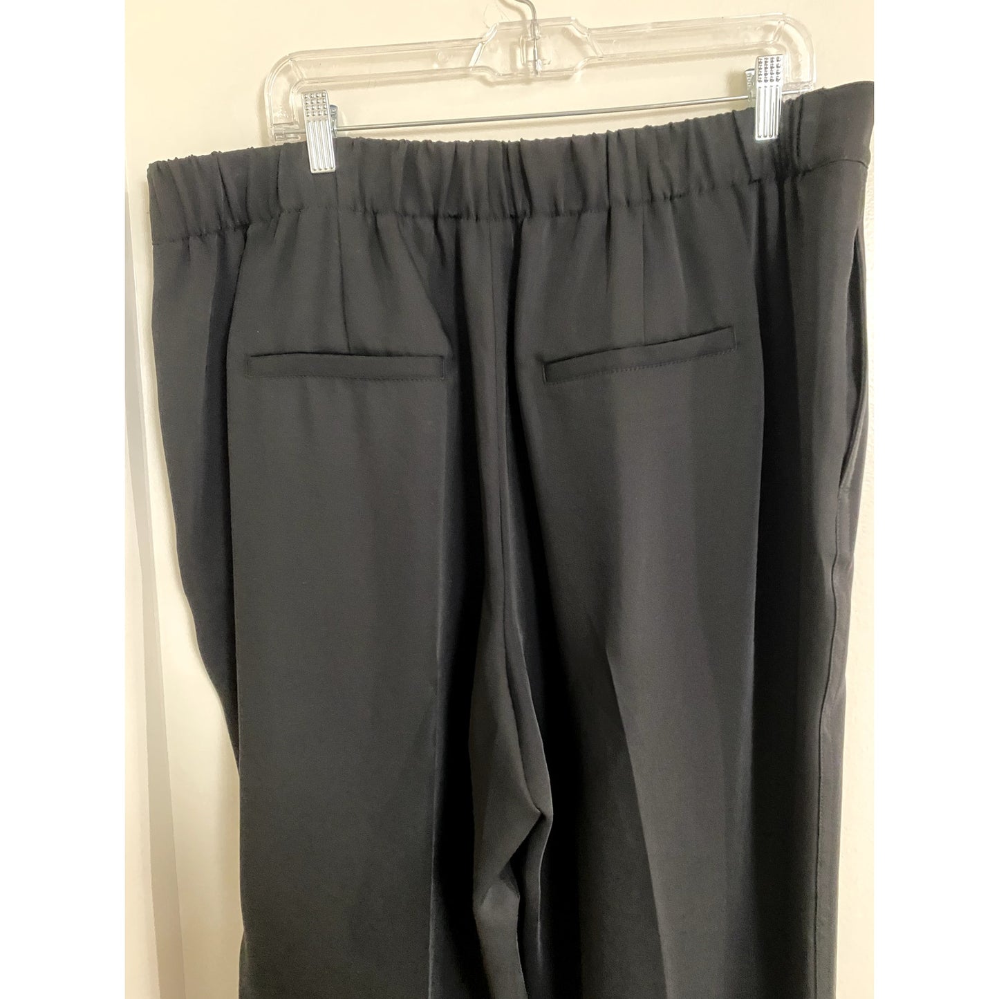 VINCE Black Trousers - Size 1X (NWT)