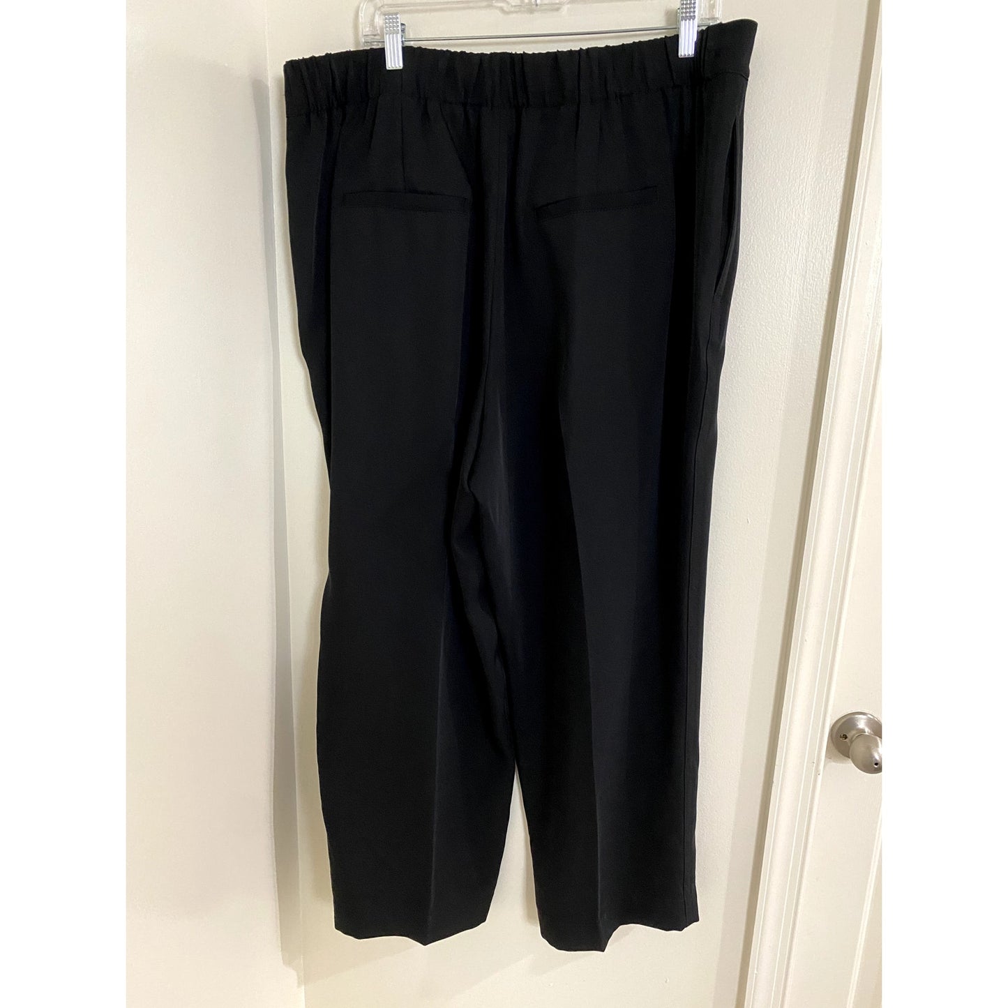 VINCE Black Trousers - Size 1X (NWT)