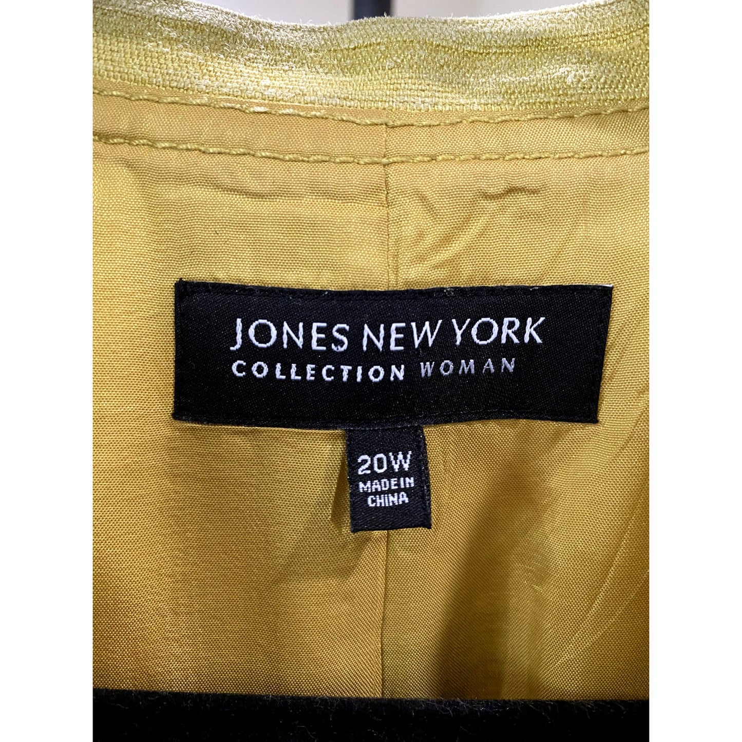 Jones New York Kiwi Green Silk Single Breasted Blazer - Sz. 20W(EUC)